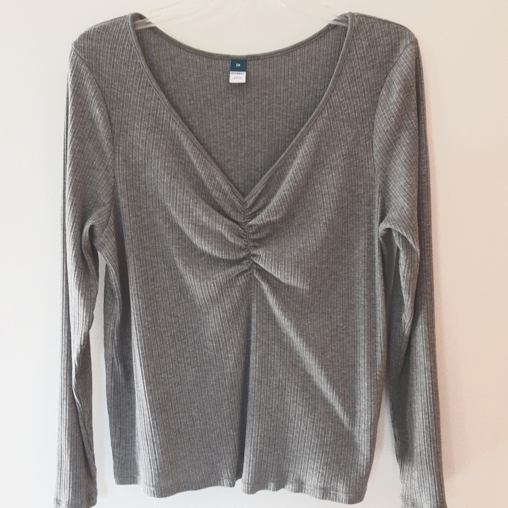 Old Navy cinched front rib knit long sleeve shirt